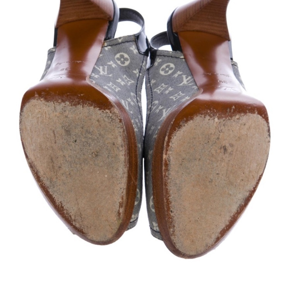 Louis Vuitton Heals - Picture 5 of 5